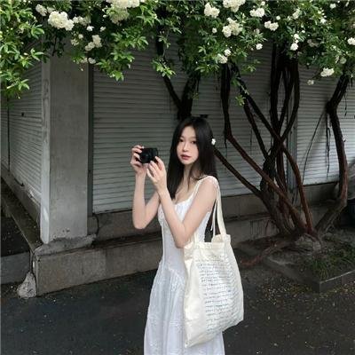 淘气小女巫第一季